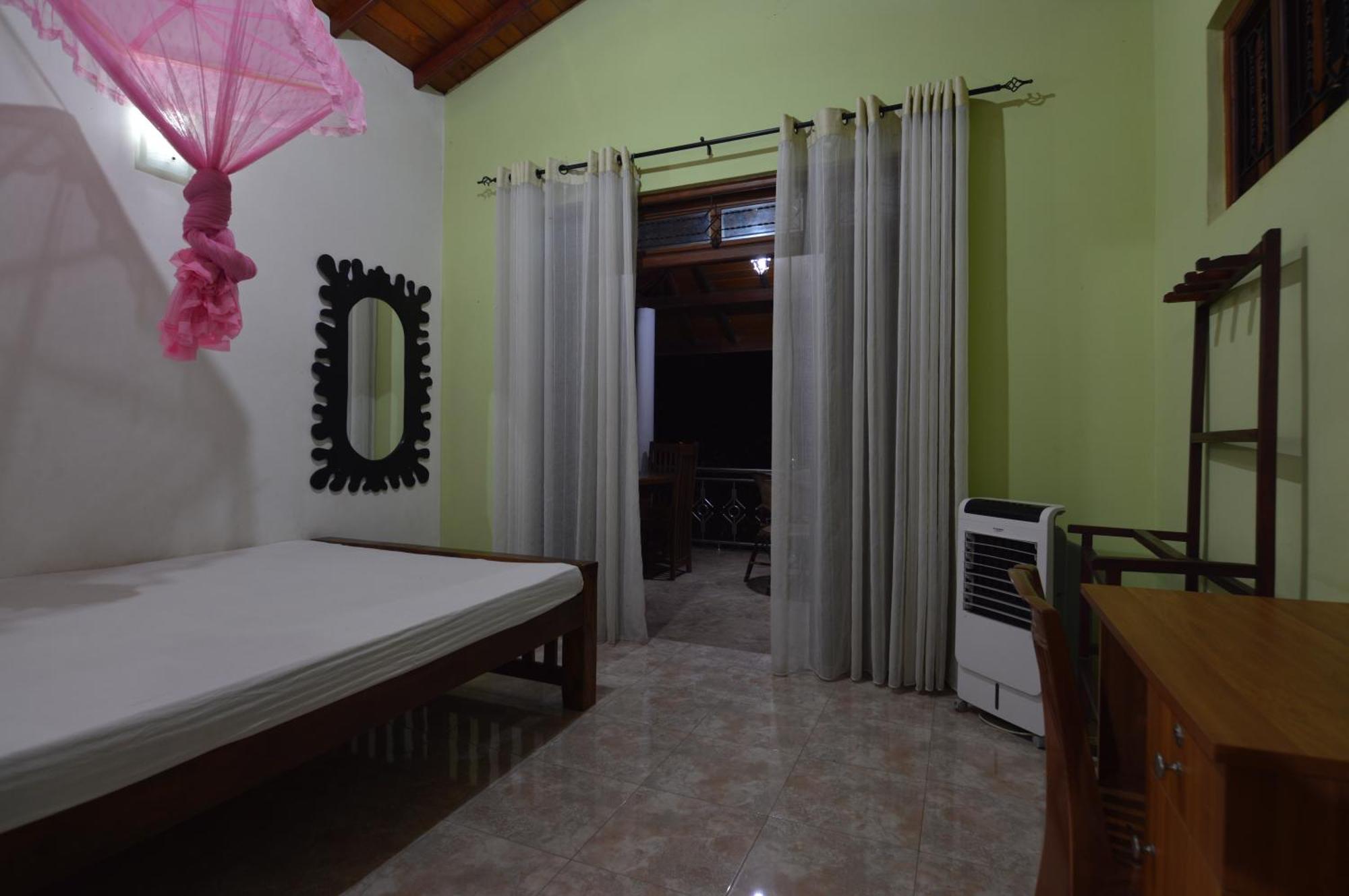 Binara Home Stay Polonnaruwa Ngoại thất bức ảnh