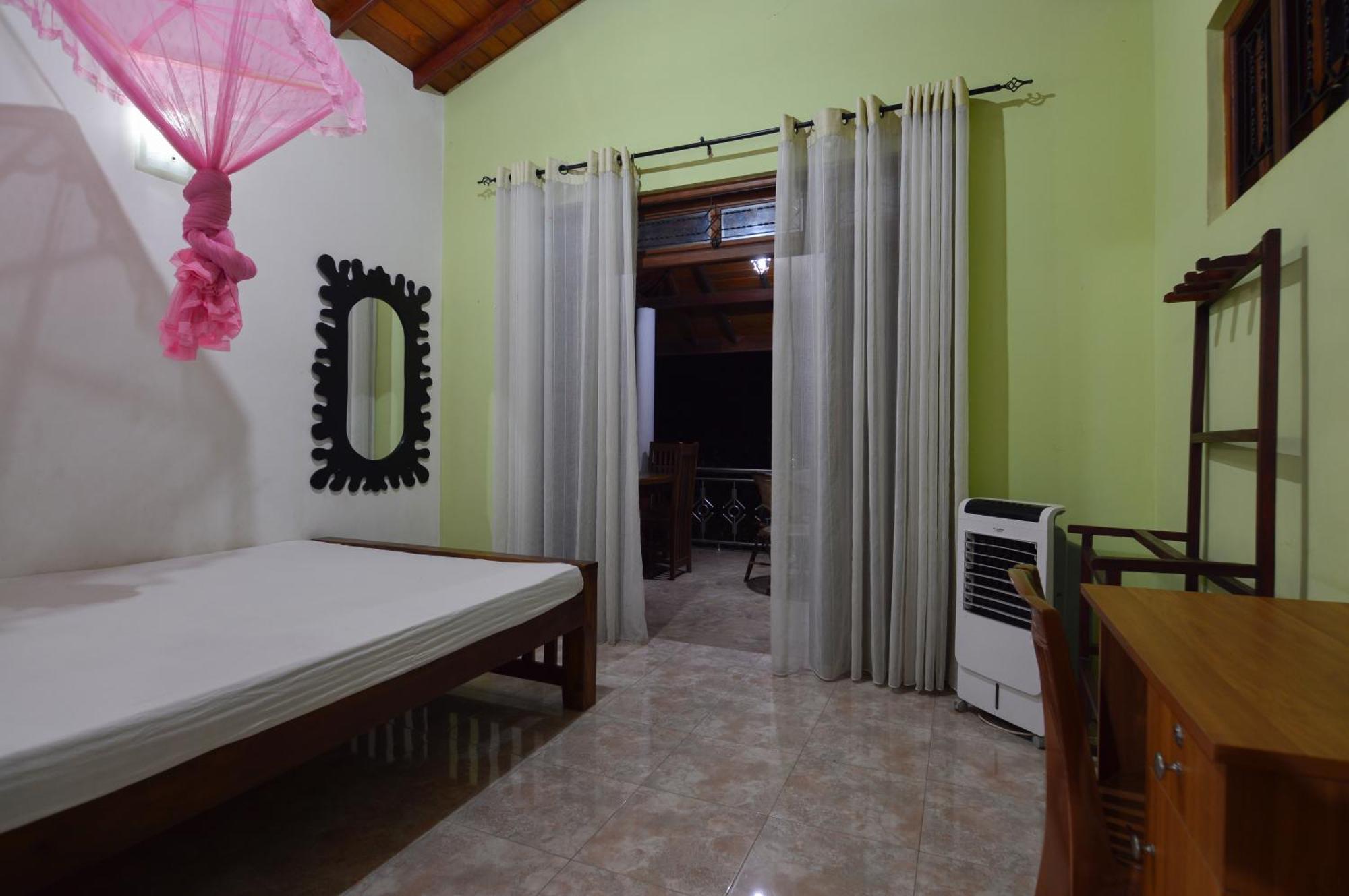 Binara Home Stay Polonnaruwa Ngoại thất bức ảnh