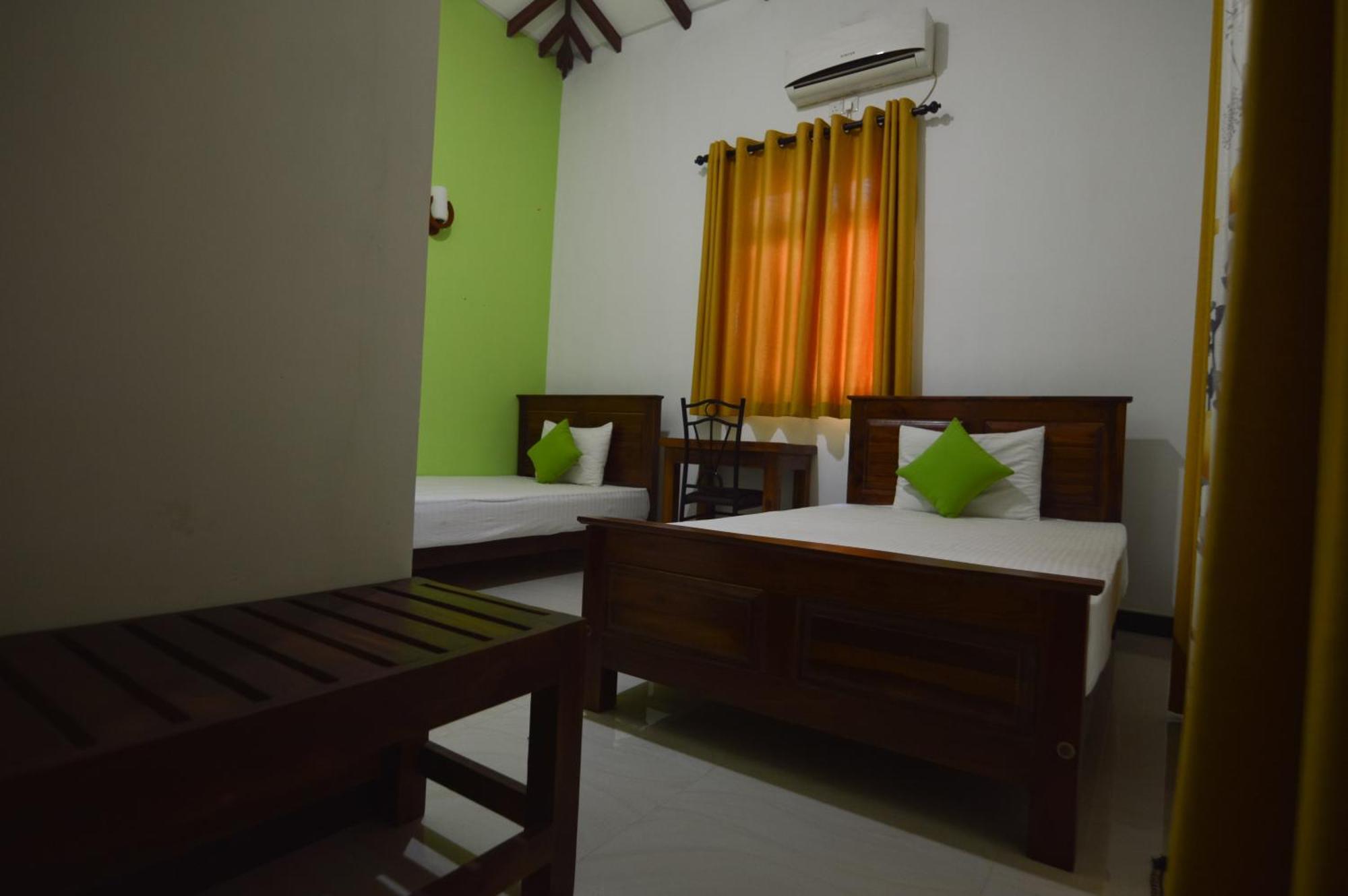 Binara Home Stay Polonnaruwa Ngoại thất bức ảnh