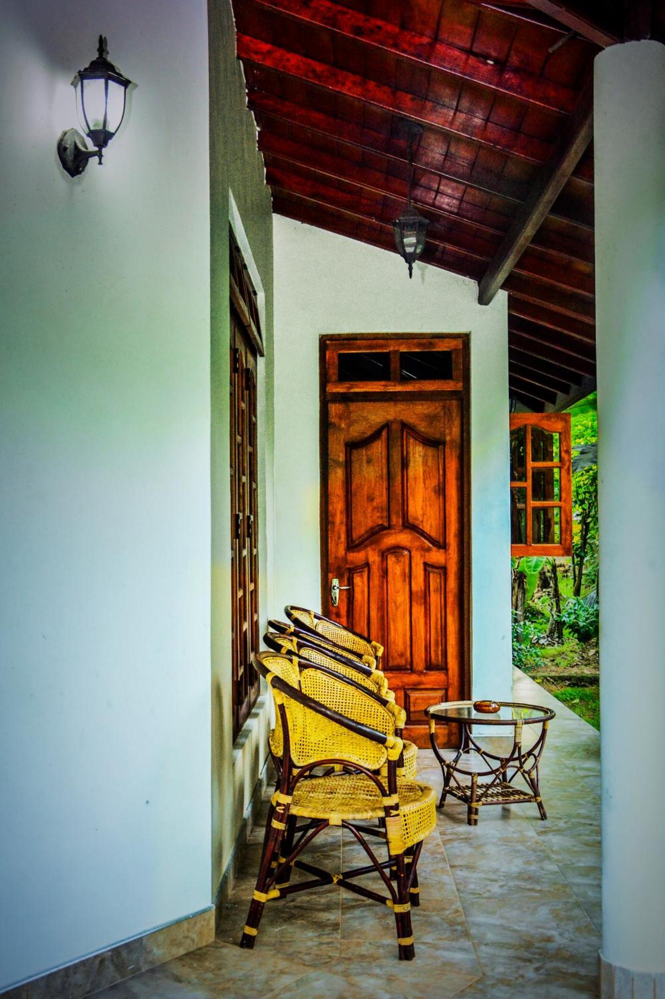 Binara Home Stay Polonnaruwa Phòng bức ảnh