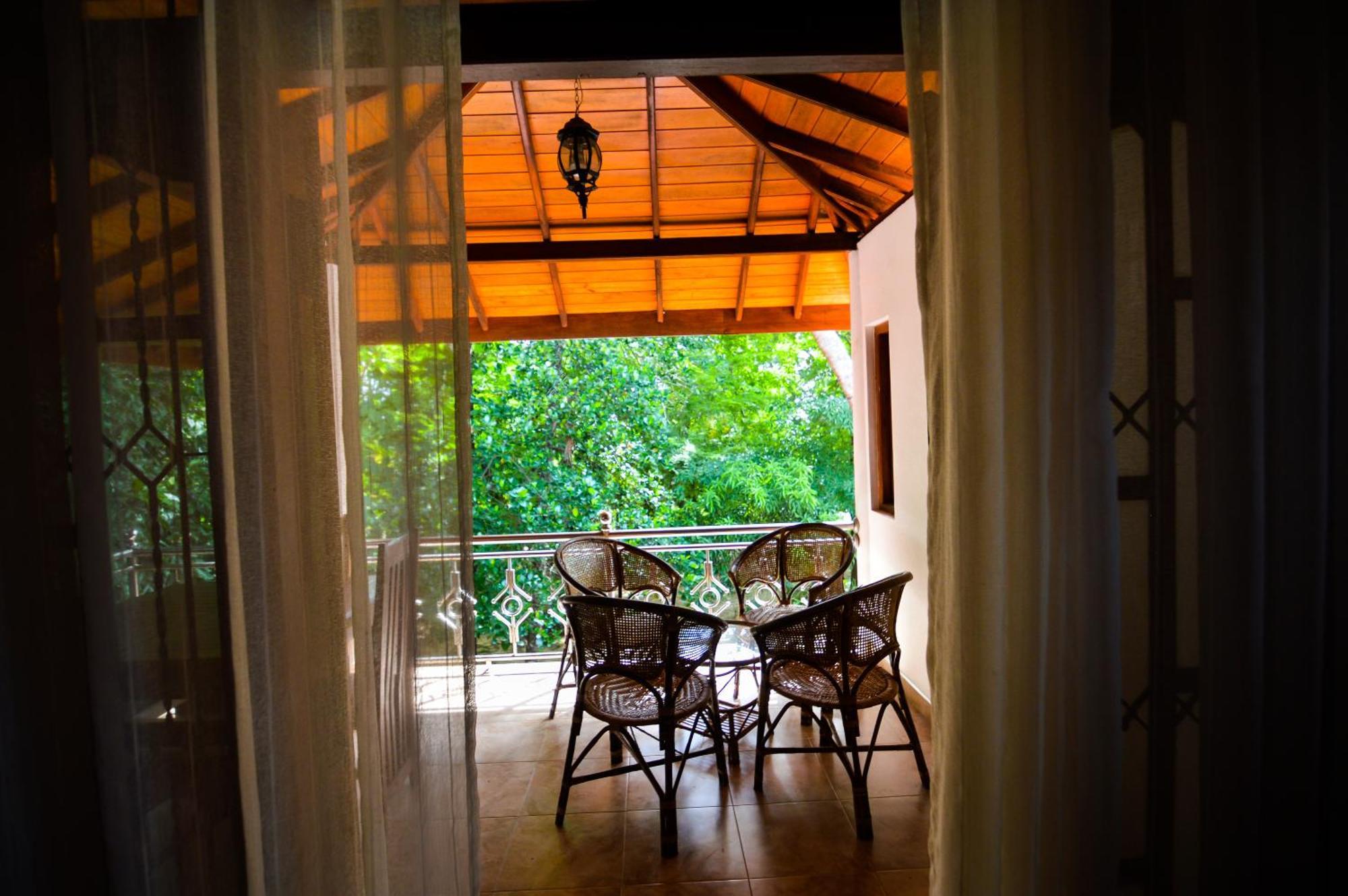 Binara Home Stay Polonnaruwa Ngoại thất bức ảnh